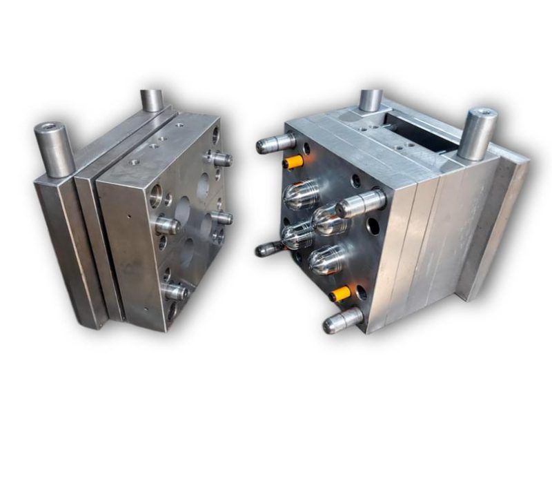 قالب تزریق پلاستیک درب مام برای شرکت شکوفا منش